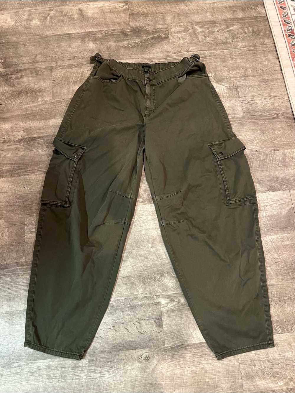 Wild Fable Olive Green Cargo Barrel Pants Women’s XL High Rise Utility